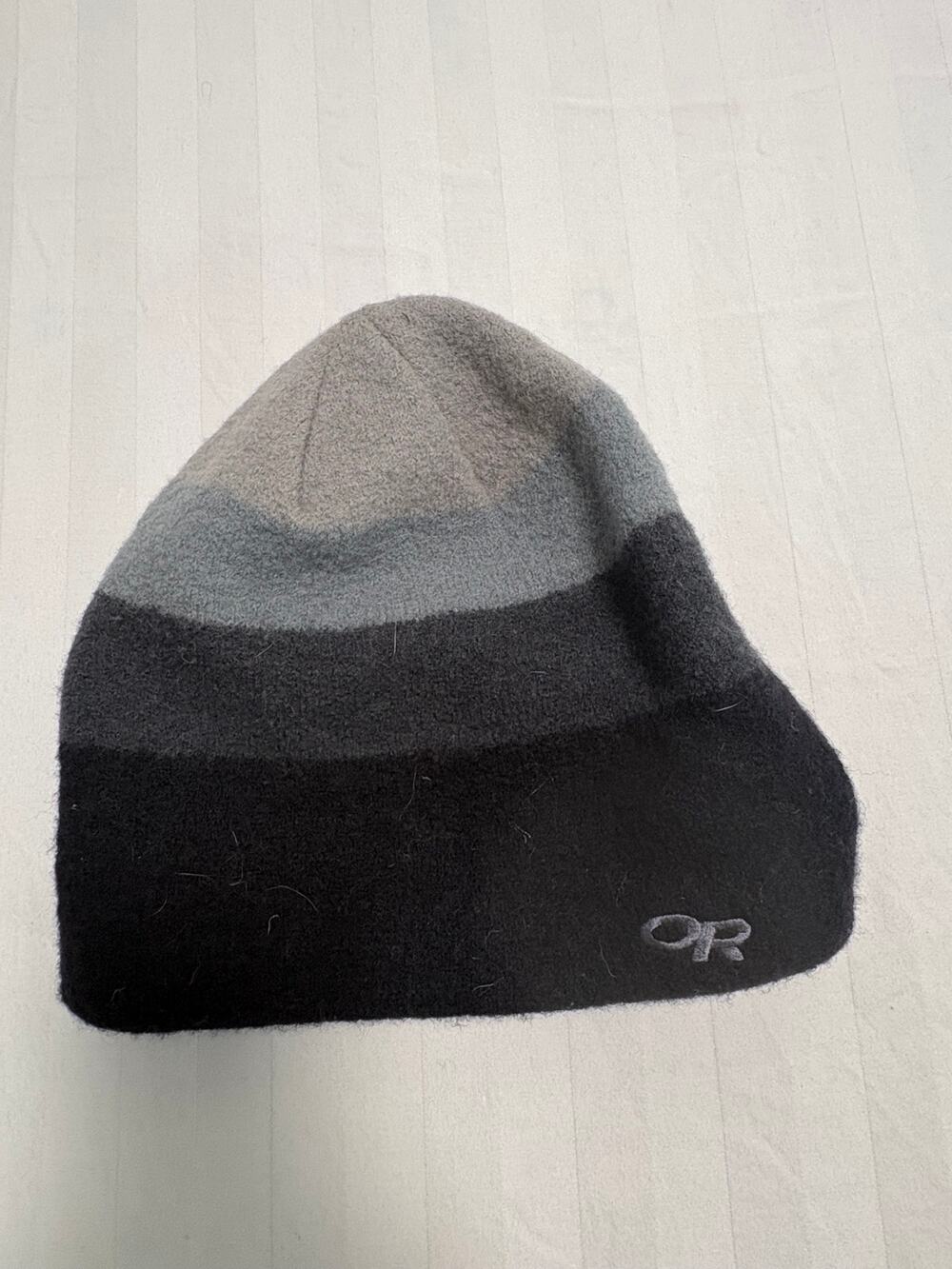 Outdoor Research OR Fleece Beanie Gray Black Colorblock Winter Hat